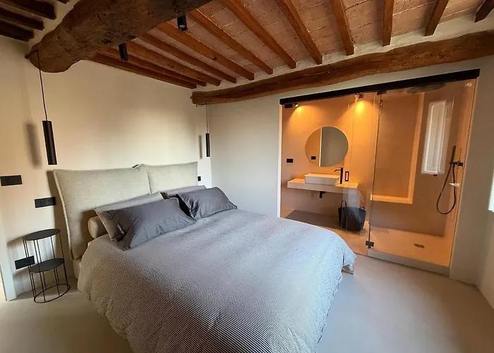 Private Residence On Pienza Walls